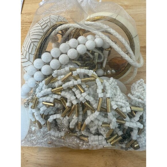 Jewelry Lot Wearable White & Gold Assorted Pieces Including Bangles Necklaces - Picture 2 of 9